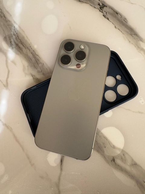 IPhone 15 Pro — Bakı