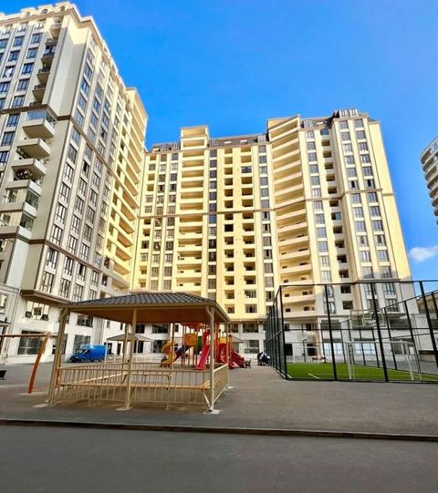 Satılır 4 otaqlı yeni tikili 235 m² — Bakı