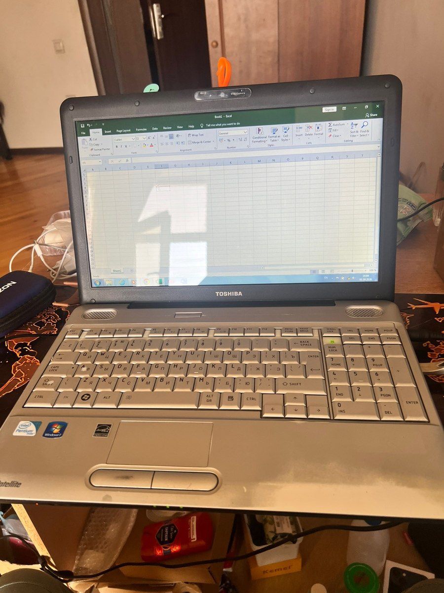 Toshiba Noutbuk — Noutbuklar, Bakı (3)