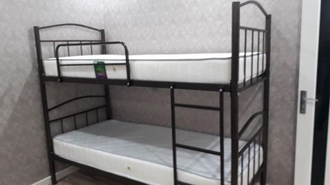 İkimərtəbəli çarpayı — Bakı