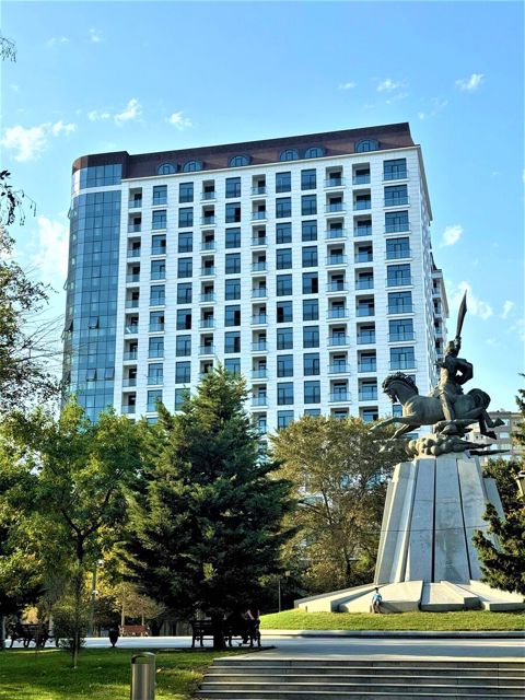 Satılır 2 otaqlı yeni tikili 65 m² — Bakı