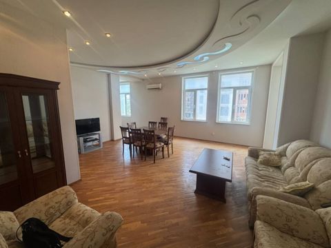 İcarəyə verilir 2 otaqlı yeni tikili 90 m² — Bakı