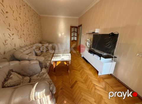 İcarəyə verilir 4 otaqlı köhnə tikili 110 m²