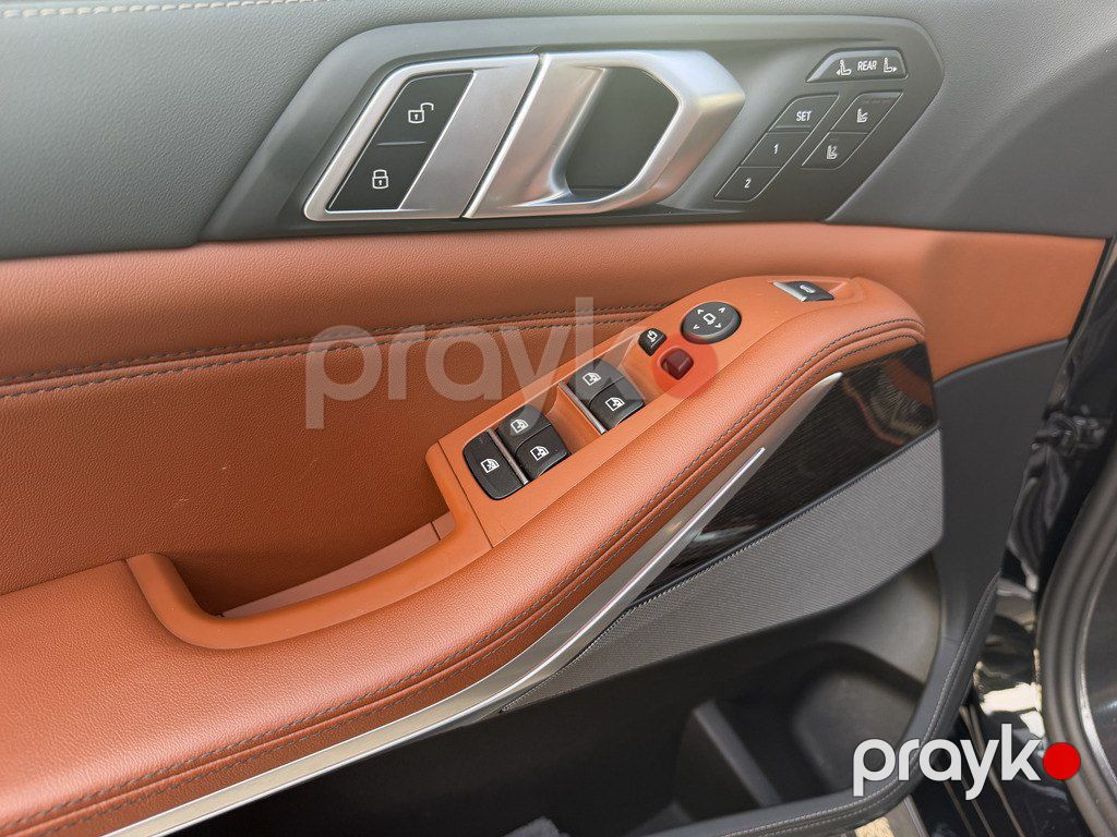 BMW X7, 3.0 L, 2025 il, 18 000 km — Avtomobillər, Bakı (9)