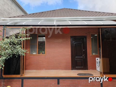 Satılır 4 otaqlı həyət evi/bağ evi 132 m²