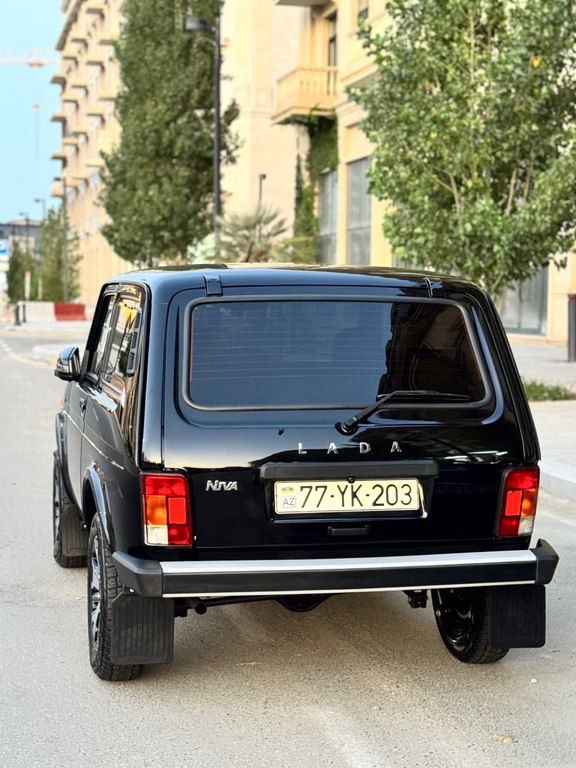 Lada (VAZ) Niva, 1.7 L, 2023 il, 55 000 km — Avtomobillər, Bakı (8)