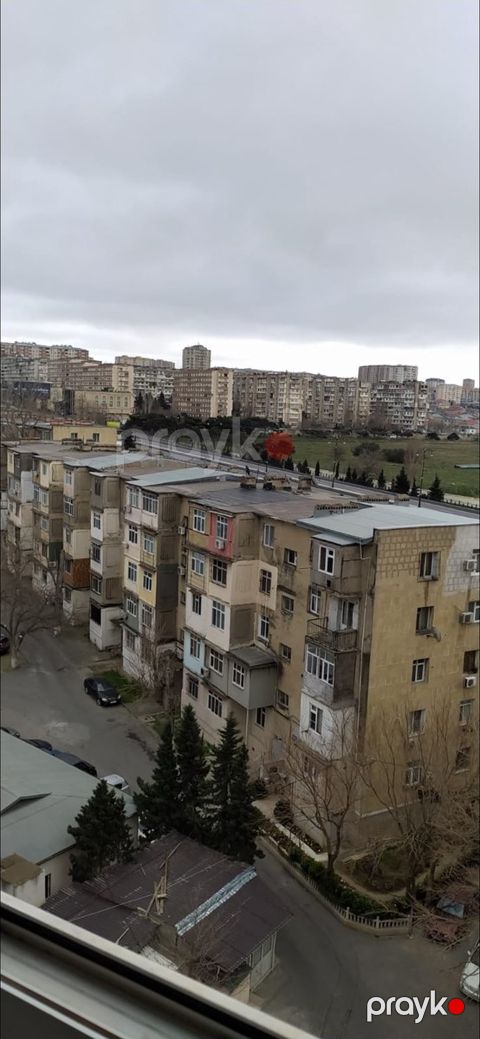 Satılır 3 otaqlı köhnə tikili 88 m²