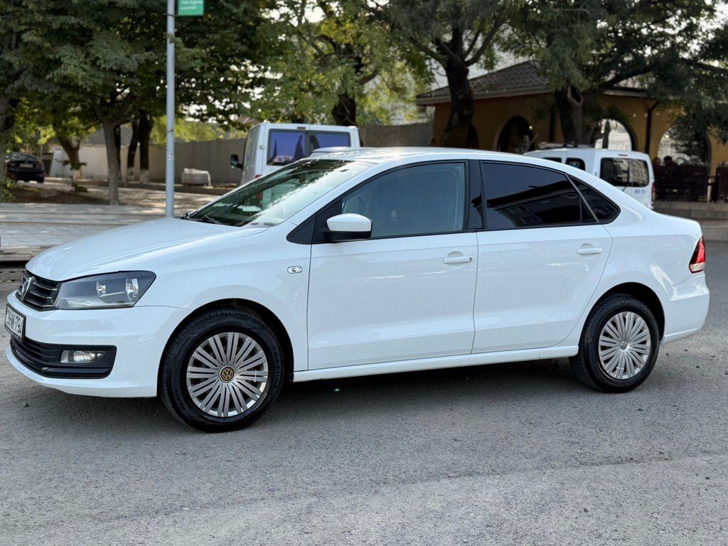 Volkswagen Polo, 1.6 L, 2015 il, 330 000 km — Avtomobillər, Lənkəran (4)