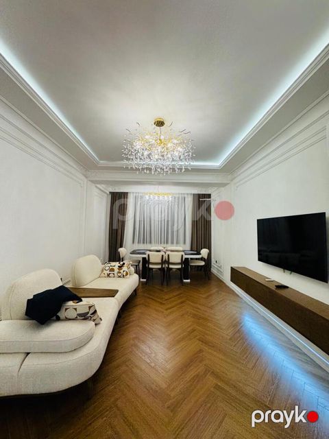 Satılır 3 otaqlı yeni tikili 118 m²
