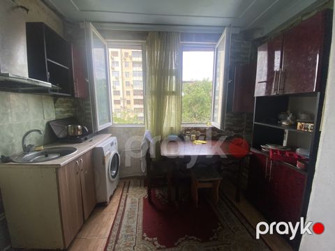 İcarəyə verilir 2 otaqlı köhnə tikili 60 m²