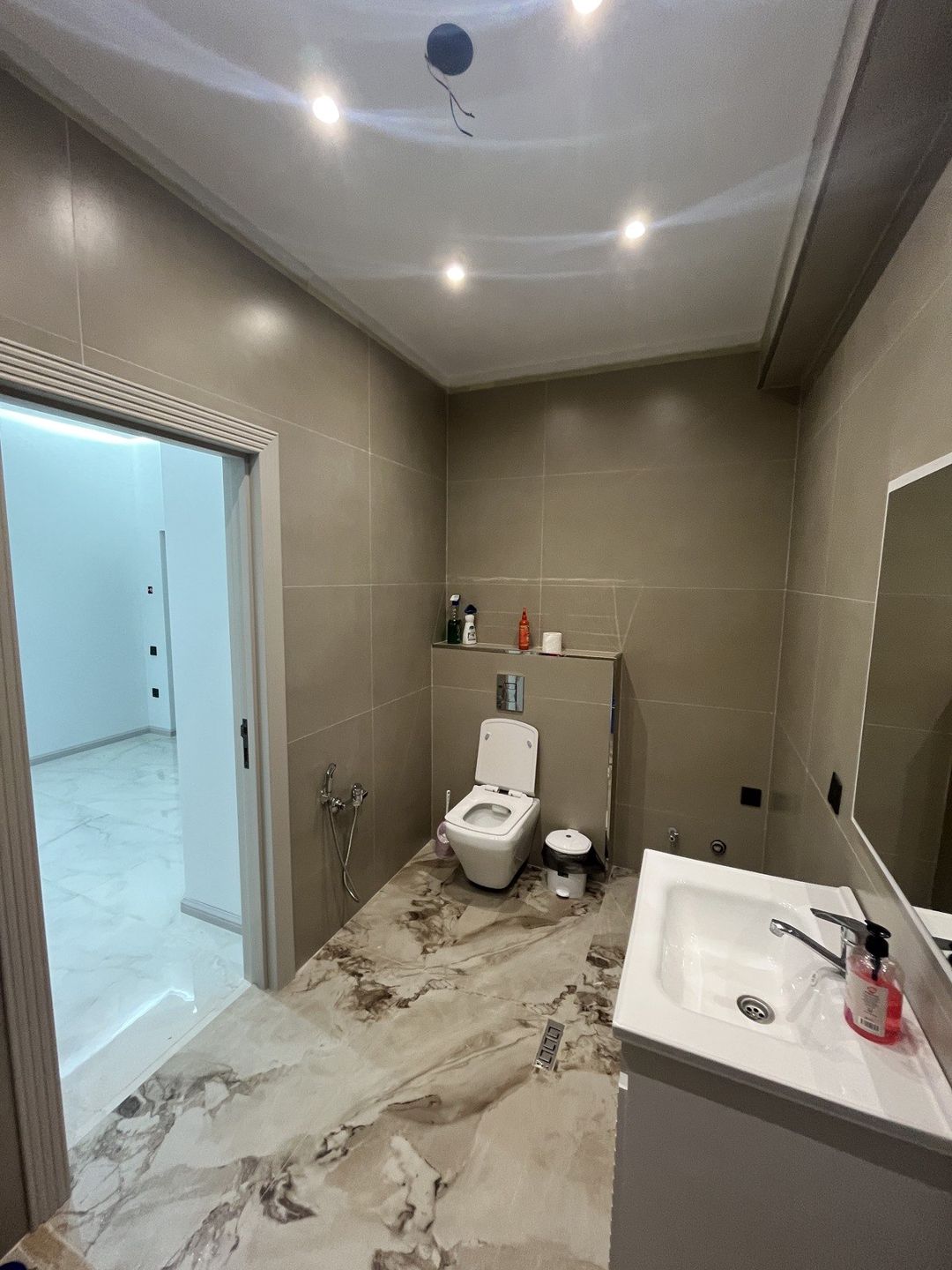 İcarəyə verilir 3 otaqlı yeni tikili 100 m² — Mənzil, Bakı (3)