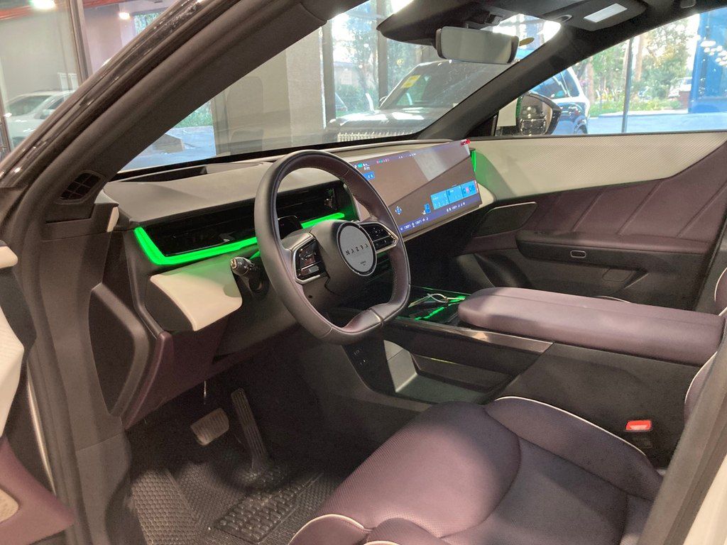 Mazda EZ-60, 1.5 L, 31.73 kWh, 2025 il, yeni — Avtomobillər, Bakı (11)