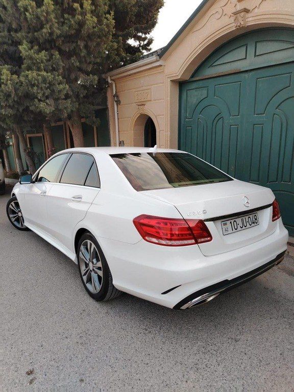 Mercedes E 300, 3.5 L, 2015 il, 212 700 km — Avtomobillər, Bakı (4)