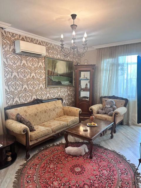 İcarəyə verilir 2 otaqlı köhnə tikili 60 m² — Bakı