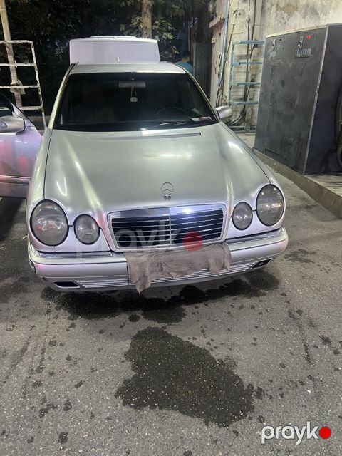 Mercedes E 230, 2.3 L, 1996 il, 631 235 km — Bakı
