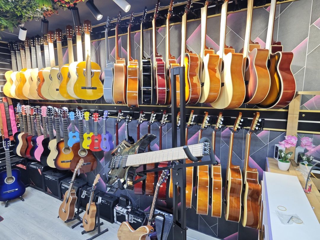 Gitara ukulelelər — Musiqiə alətləri, Bakı (10)