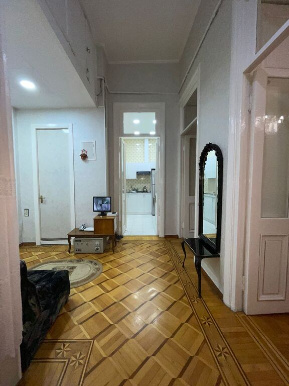 Satılır 3 otaqlı köhnə tikili 105 m² — Mənzil, Bakı (9)