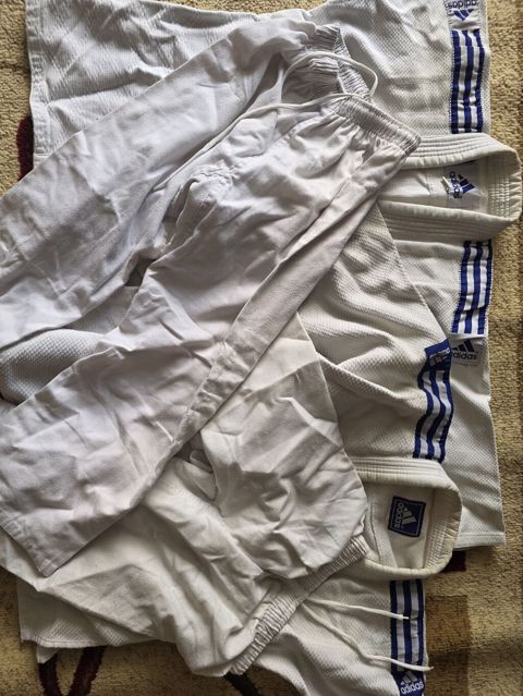 114 ve 150 razmerler Adidas judo/kempo gi dəsti - Brend: Adidas — Bakı