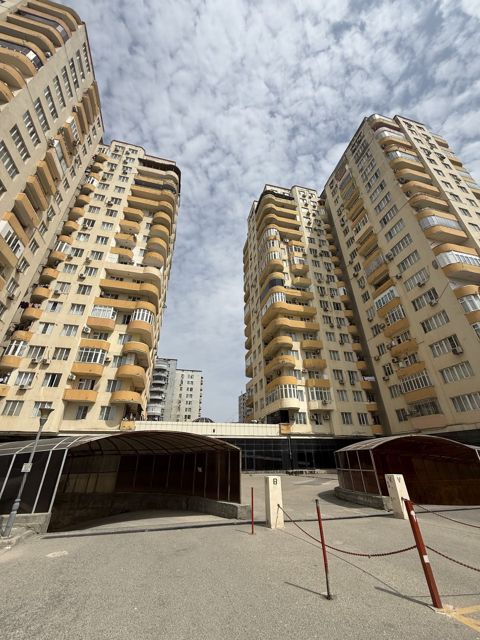Satılır qaraj 20 m² — Bakı