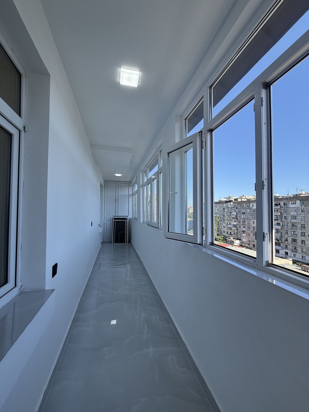 Satılır 2 otaqlı köhnə tikili 65 m² — Mənzil, Bakı (6)