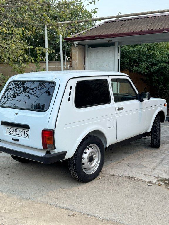 Lada (VAZ) Niva, 1.7 L, 2012 il, 300 000 km — Avtomobillər, Salyan (4)