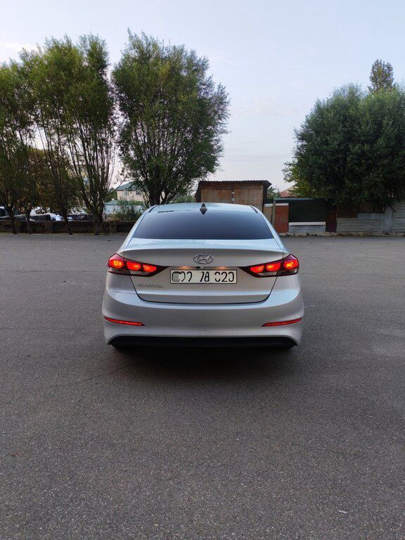Hyundai Elantra, 2.0 L, 2017 il, 189 000 km — Avtomobillər, Bakı (7)