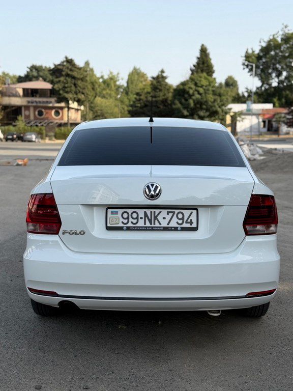 Volkswagen Polo, 1.6 L, 2015 il, 330 000 km — Avtomobillər, Lənkəran (8)