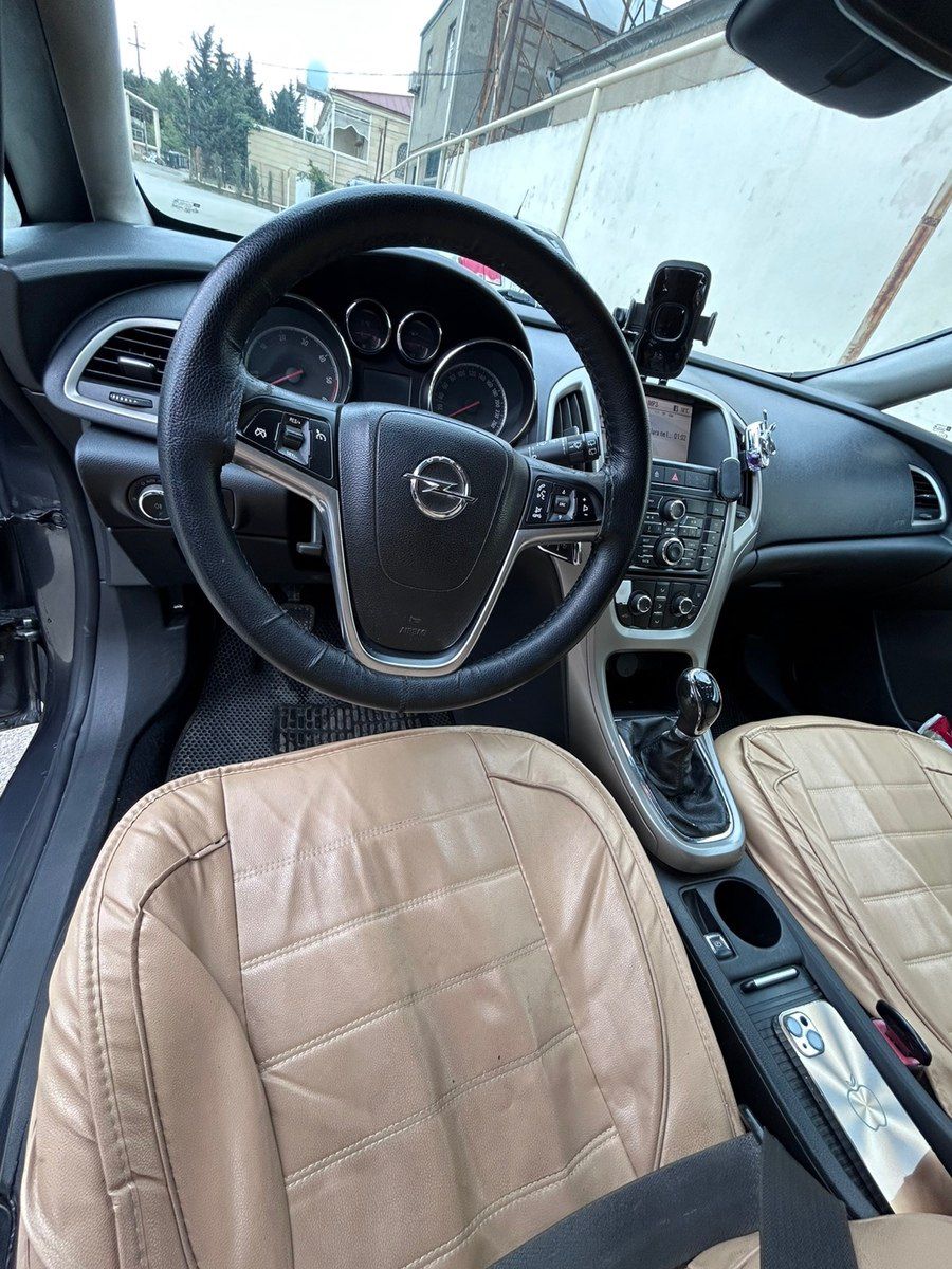 Opel Astra, 2011 il — Avtomobillər, Bakı (6)