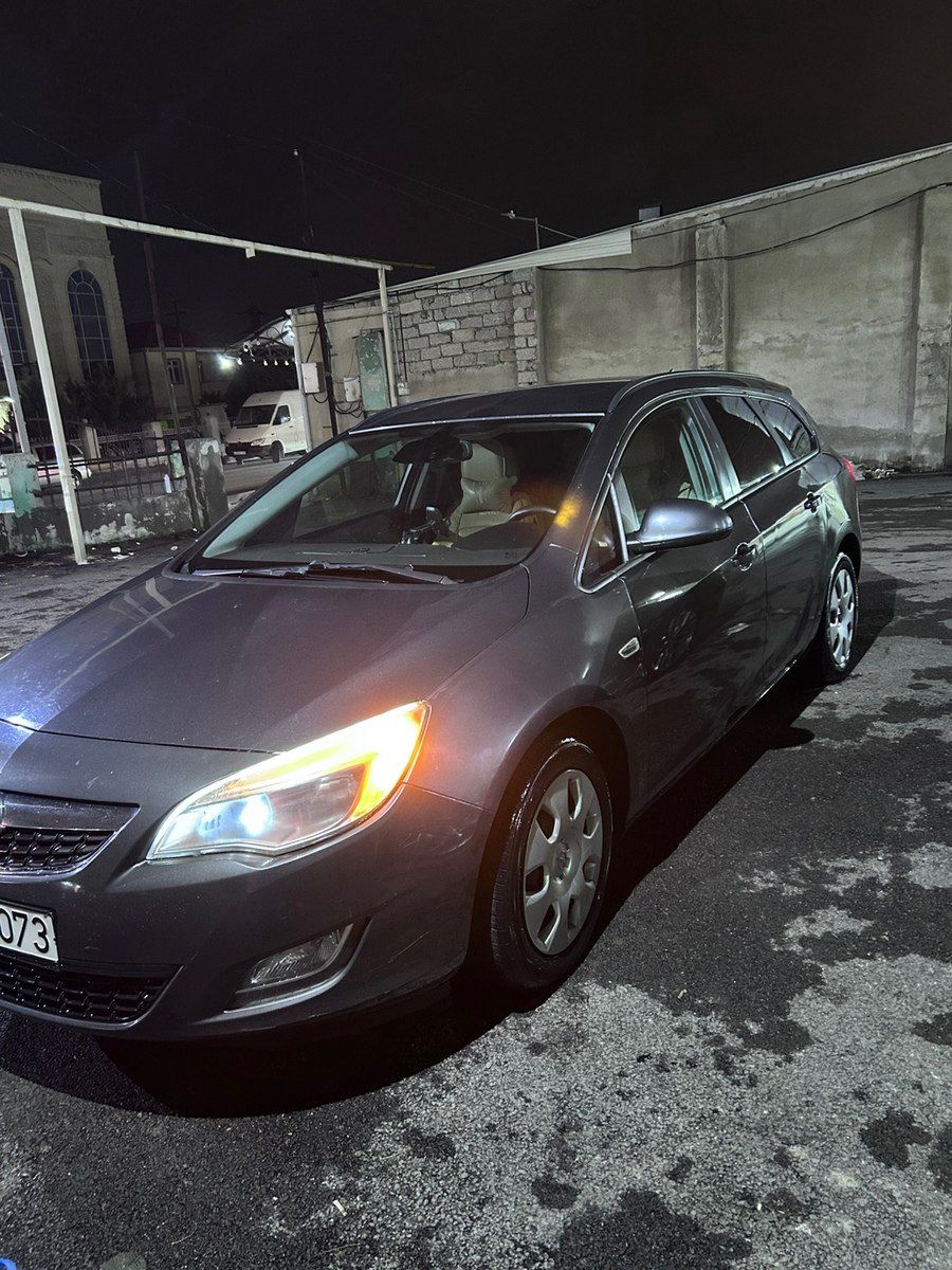 Opel Astra, 2011 il — Avtomobillər, Bakı (3)