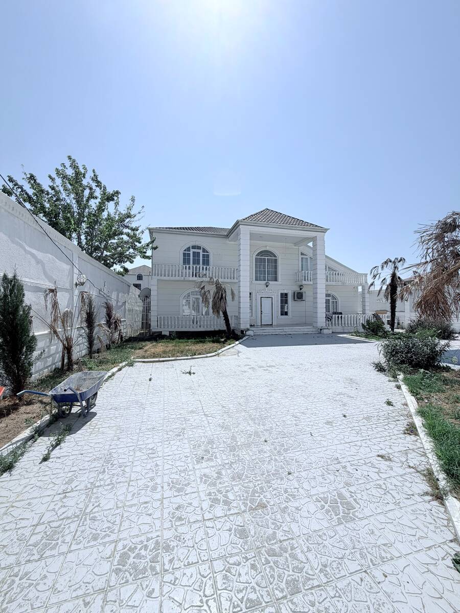 Satılır 5 otaqlı həyət evi/bağ evi 340 m² — Ev, villa, Bakı