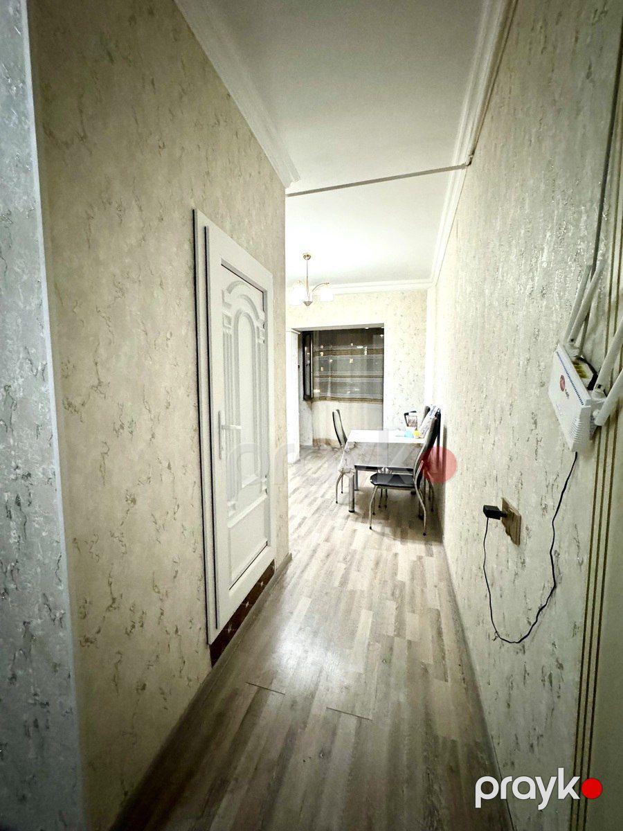 Satılır 2 otaqlı köhnə tikili 60 m² — Mənzil, Bakı (8)