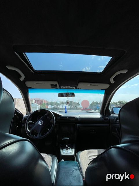 Volkswagen sedan – salon detalları - Geniş və rahat salon, ön və arxa