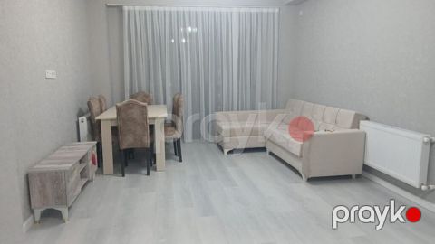 Təsvir: - Tam mebellı və texnikalı 3 otaqlı (studiya tipli qonaq otağı