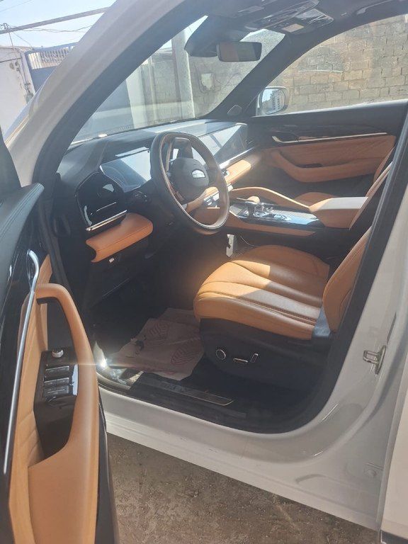 Geely Monjaro, 1.5 L, 1.64 kWh, 2025 il, 18 000 km — Avtomobillər, Bakı (5)