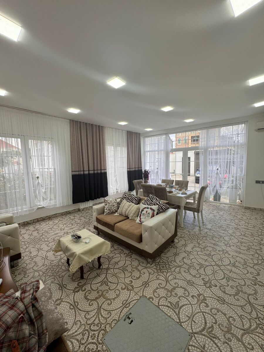 Satılır 6 otaqlı həyət evi/bağ evi 350 m² — Ev, villa, Bakı (3)