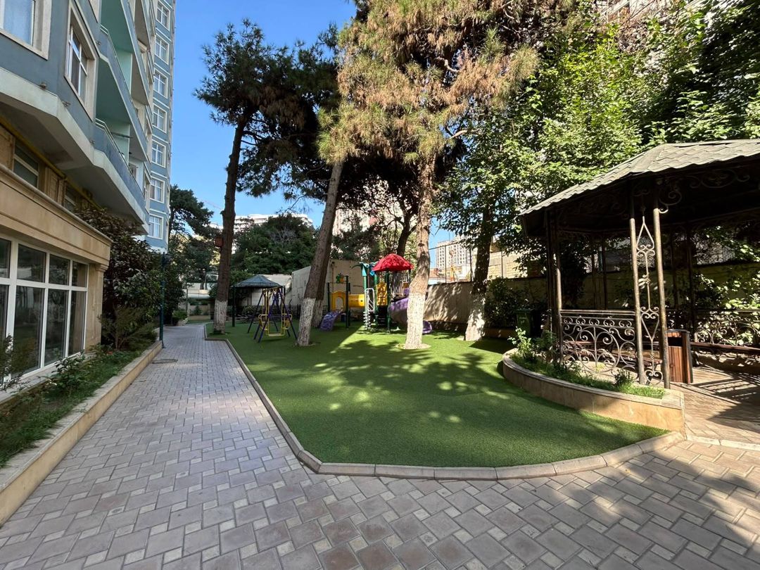 Satılır 2 otaqlı yeni tikili 110 m² — Mənzil, Bakı (2)