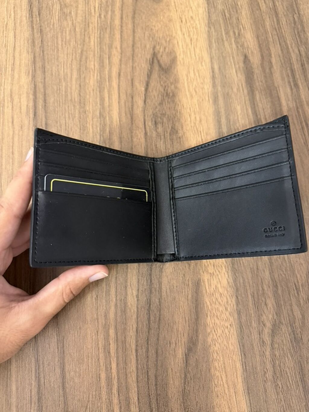 Gucci kişi pul qabı – GG Supreme naxışlı bifold model - Rəng: tünd — Aksesuarlar, Bakı (2)