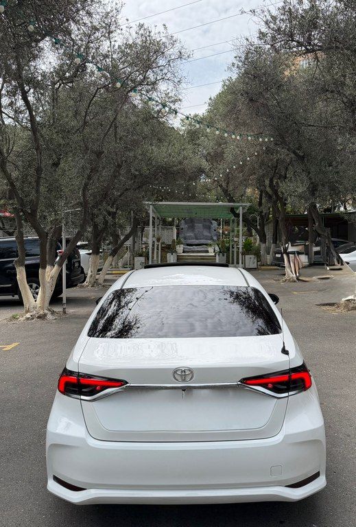 Toyota Corolla, 1.8 L, 0.85 kWh, 2025 il, 10 001 km — Avtomobillər, Bakı (8)