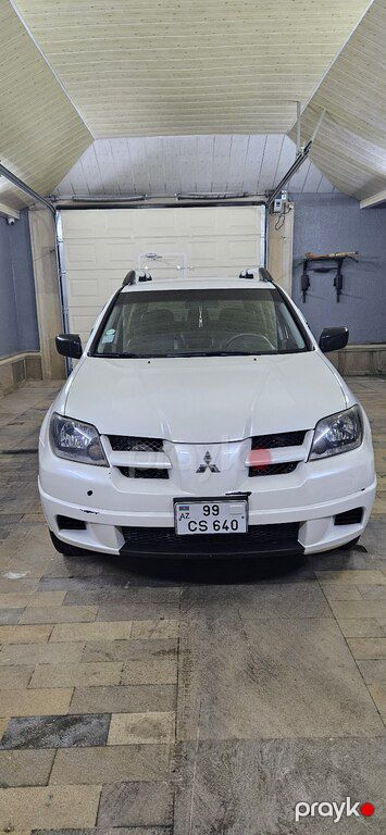 Mitsubishi Outlander, 2.4 L, 2005 il, 189 000 km