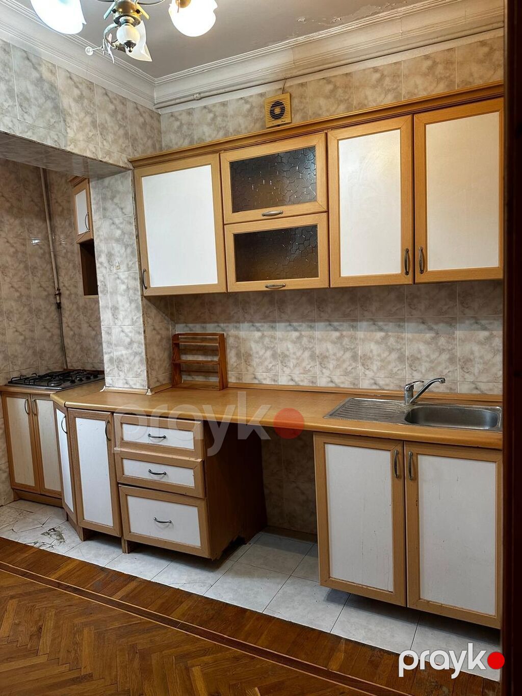 Azadlıq M 650 AZN/ay 3 otaqlı Köhnə tikili 80 m² Sahə 8 / 9 mərtəbə — Mənzil, Bakı (9)
