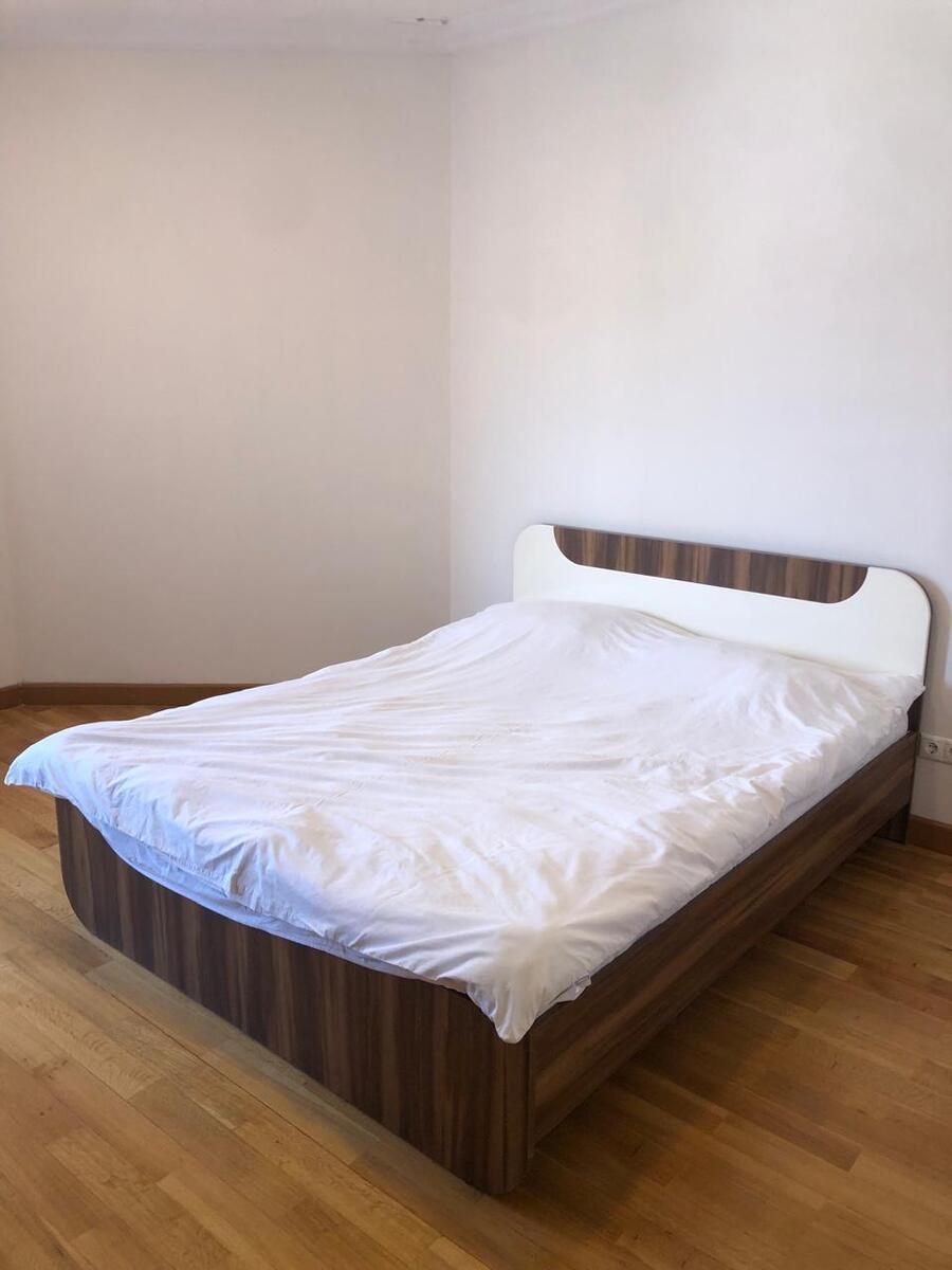 İcarəyə verilir 4 otaqlı yeni tikili 200 m² — Mənzil, Bakı (8)