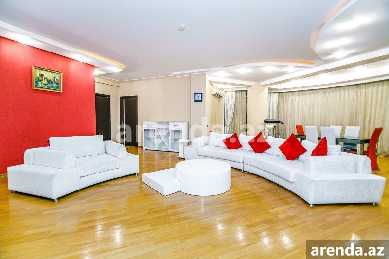 Kirayə (günlük) 4 otaqlı Yeni Tikili, 28 May metrosu, 28 Mall, Səbail rayonu — Mənzil, Bakı (3)