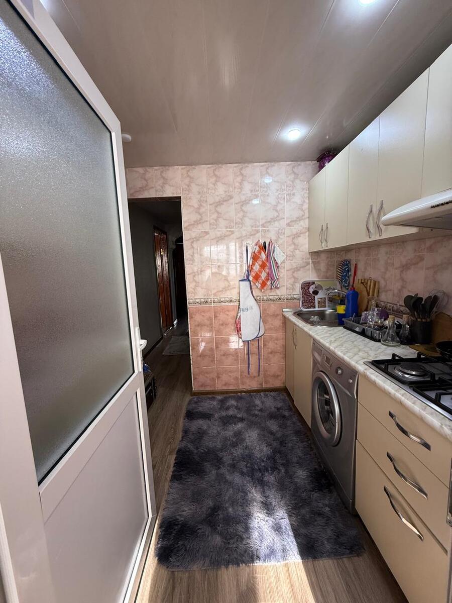 Satılır 4 otaqlı köhnə tikili 115 m² — Mənzil, Bakı (9)