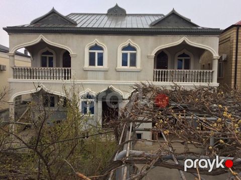 Satılır 9 otaqlı həyət evi/bağ evi 500 m²