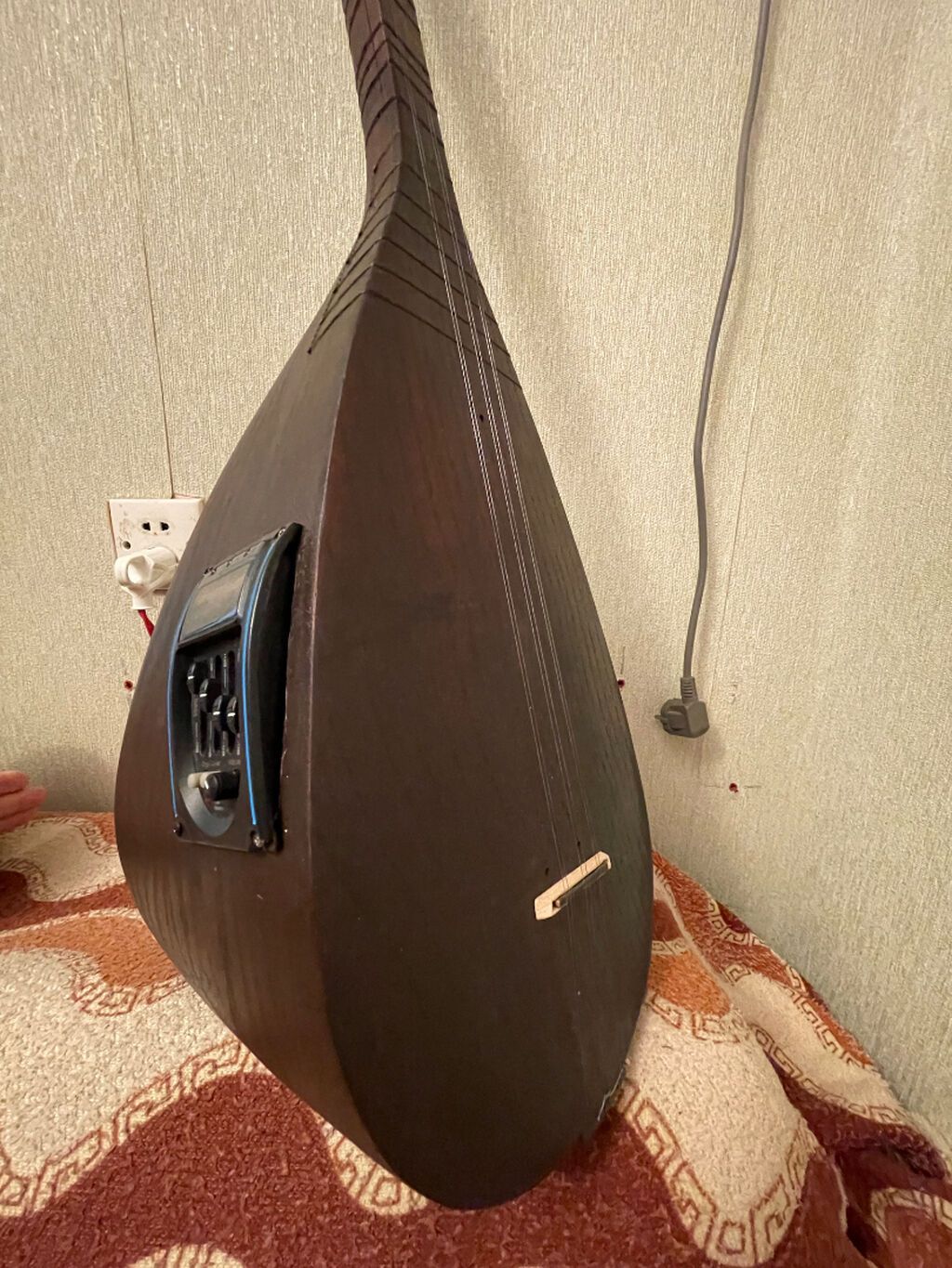 Elektron gitara, 6 sim, İşlənmiş, Pulsuz çatdırılma — Gitarlar və digər simli alətlər, Bakı (4)