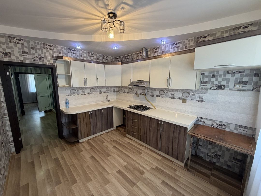 Satılır 2 otaqlı köhnə tikili 60 m² — Mənzil, Bakı (10)