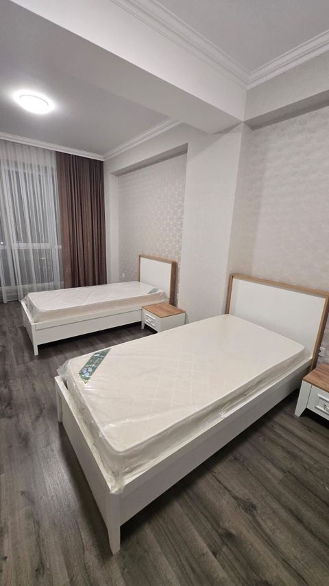 2 ədəd tək nəfərlik yataq. Satılır 1i 130 azn. Matras +tumba daxildir — Bakı