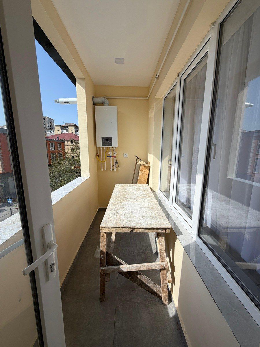 Satılır 2 otaqlı köhnə tikili 65 m² — Mənzil, Bakı (4)