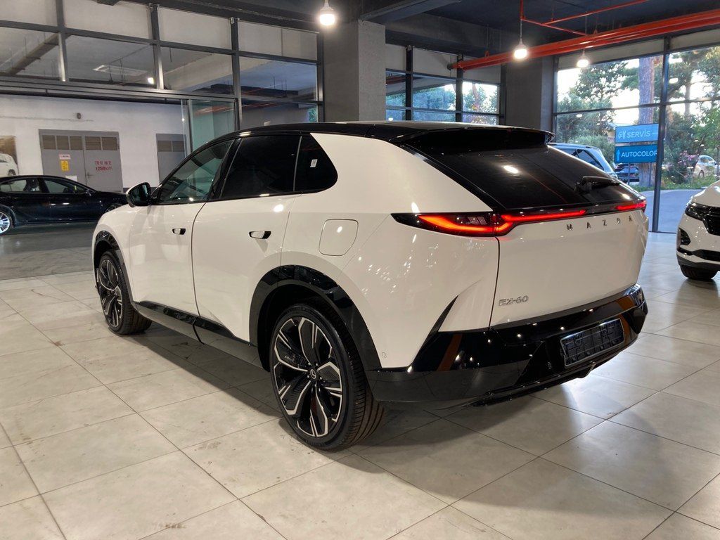 Mazda EZ-60, 1.5 L, 31.73 kWh, 2025 il, yeni — Avtomobillər, Bakı (7)
