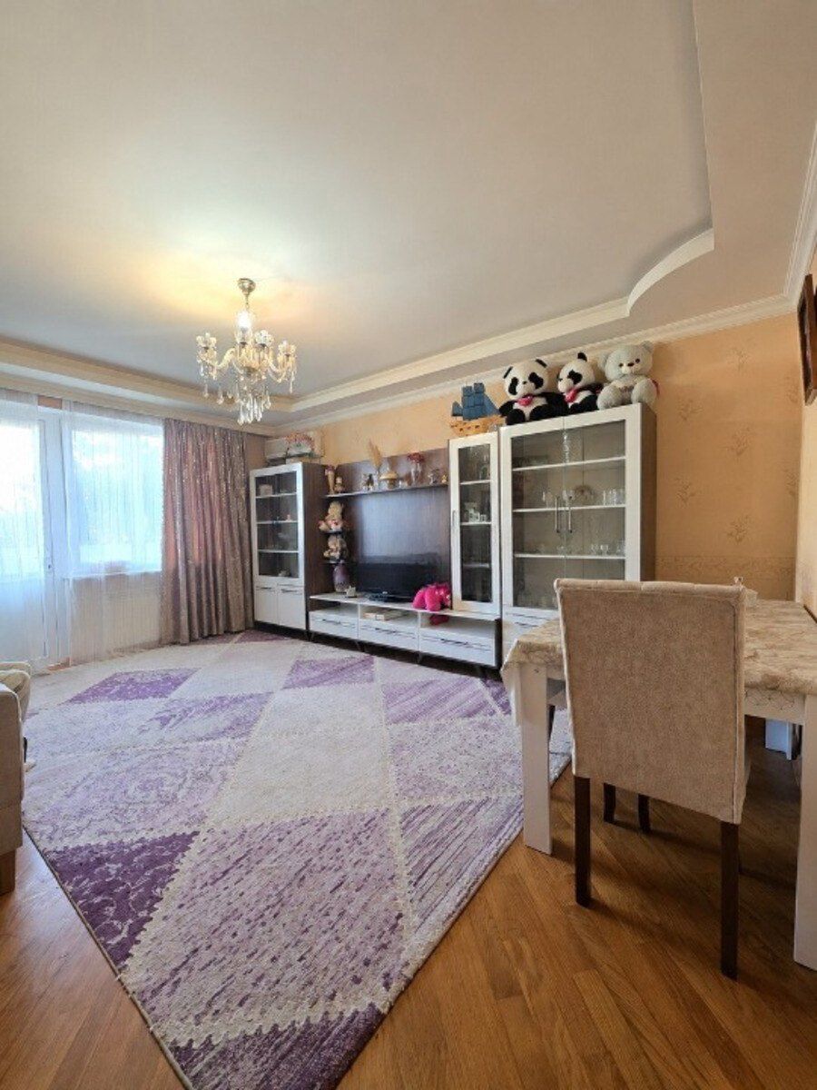 Satılır 3 otaqlı köhnə tikili 87 m² — Mənzil, Bakı